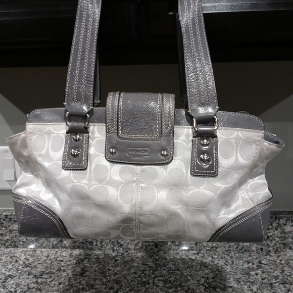 🌷COACH Purse - Picture 4 of 9